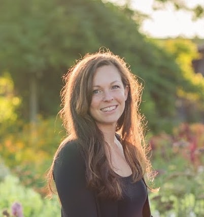 Jessica Dyer, Micro Dosing Guide and Somatic Integration Coach